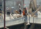 Sebanyak-208-Personel-Polresta-Sidoarjo-Amankan-Proses-Evakuasi-di-Ponpes-Al-Khoziny