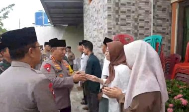 Kapolri-Berikan-Penghargaan-Rekpro-Bintara-ke-Daffa,-Sepupu-Almarhum-Briptu-Ghalib