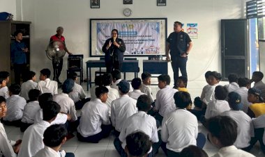 Polres-Pelabuhan-Tanjungperak-Masuk-Sekolah-Gencar-Sosialisasi-Bahaya-Narkoba-dan-Cegah-Kenakalan-Remaja