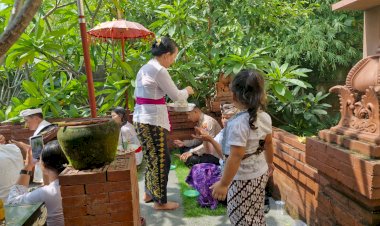 Pura-Kertha-Bumi-Bhayangkara-Polresta-Sidoarjo-Gelar-Ibadah-Hari-Raya-Galungan