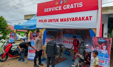 Ringankan-Beban-Warga,-Polri-Hadirkan-Layanan-Servis-Kendaraan-Gratis-di-Padang-Pariaman